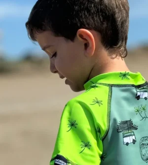 Remera UV Surf Day mangas cortas